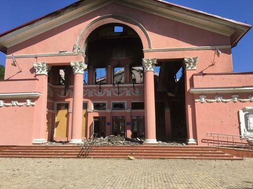 Luhansk Theatre of Ukrainian Music and Drama in evacuation